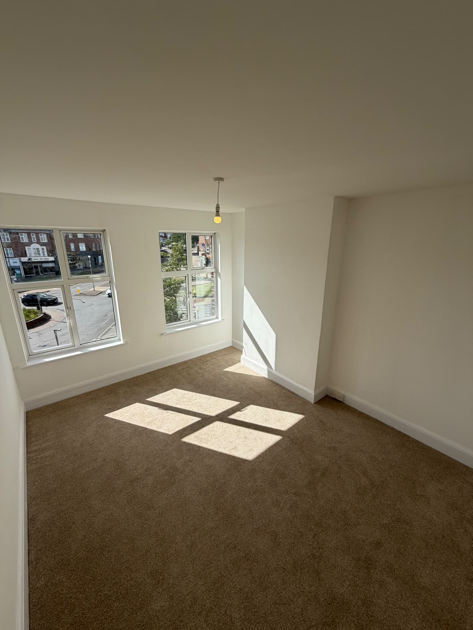 Hampden Square completed room 5