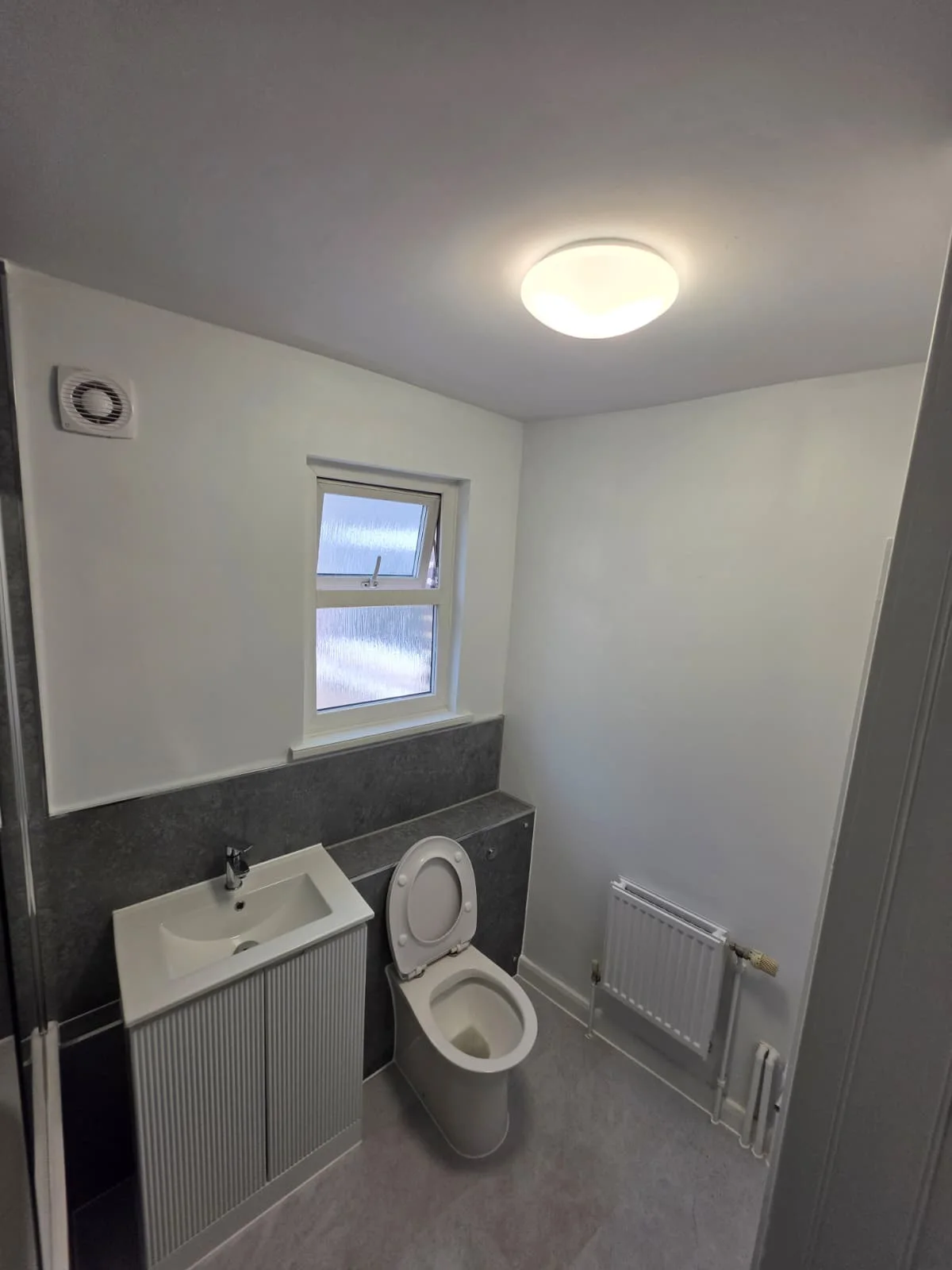 Lancaster Road bathroom-window after renovation